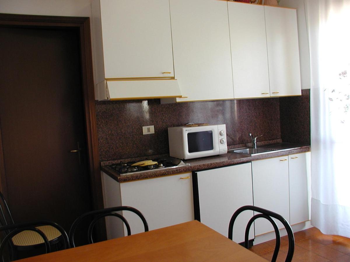 Residence Valbella Con Piscina Bibione Eksteriør bilde